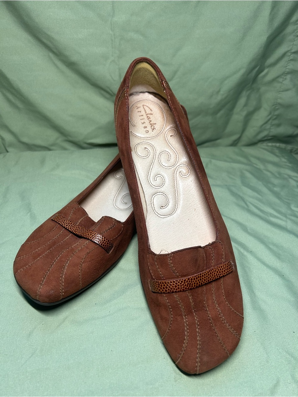Clarks Women's Brown Suede Leather Slip On Ballet Comfort Shoes Size 11 W